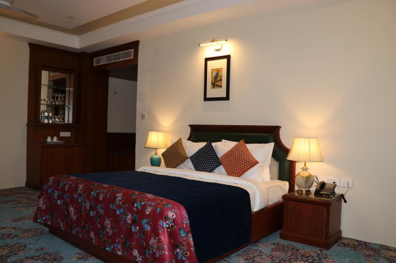 Royale De' Casa Resort Kāziranga エクステリア 写真