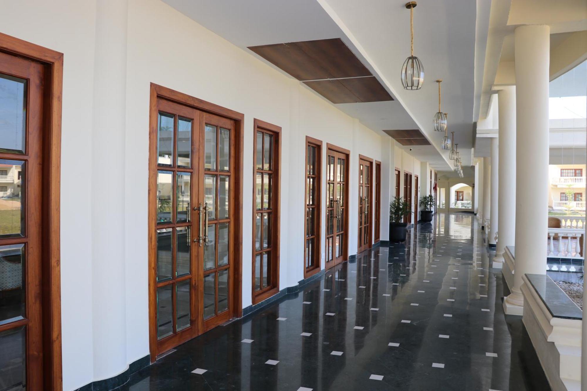Royale De' Casa Resort Kāziranga エクステリア 写真