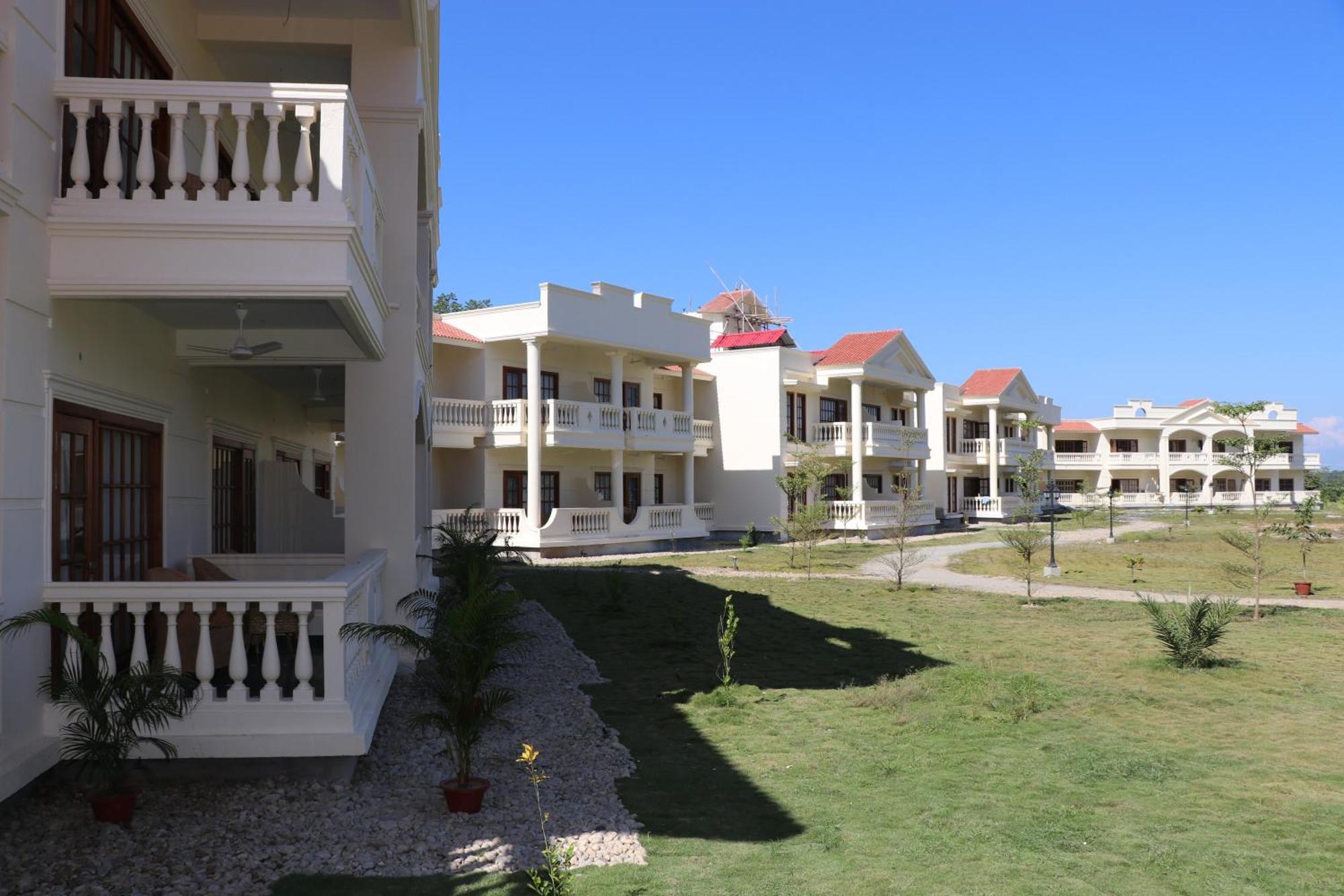 Royale De' Casa Resort Kāziranga エクステリア 写真